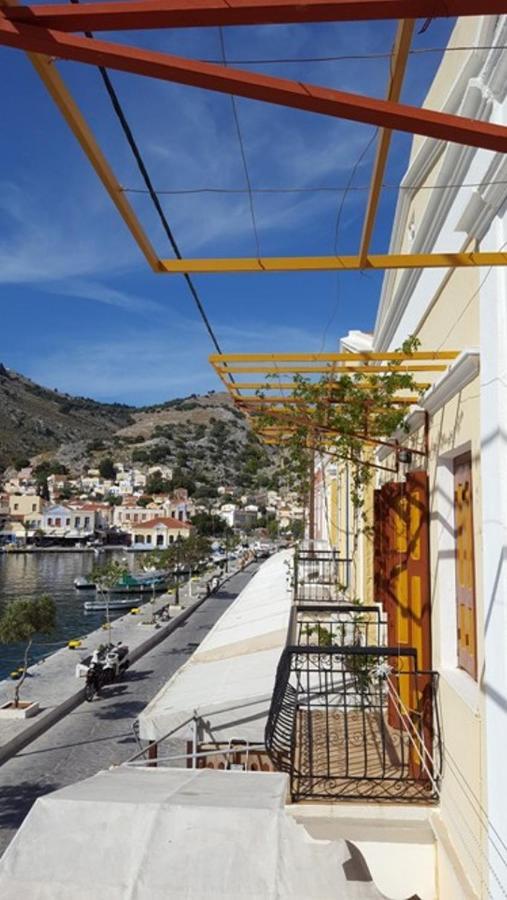 Symi Blue Port Apartment Eksteriør bilde